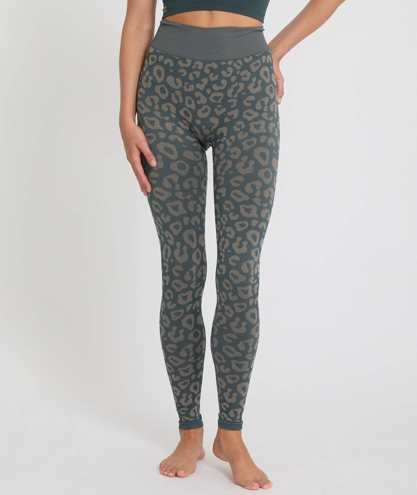 Leggings da yoga leopardati Bidaia - Yoga Searcher