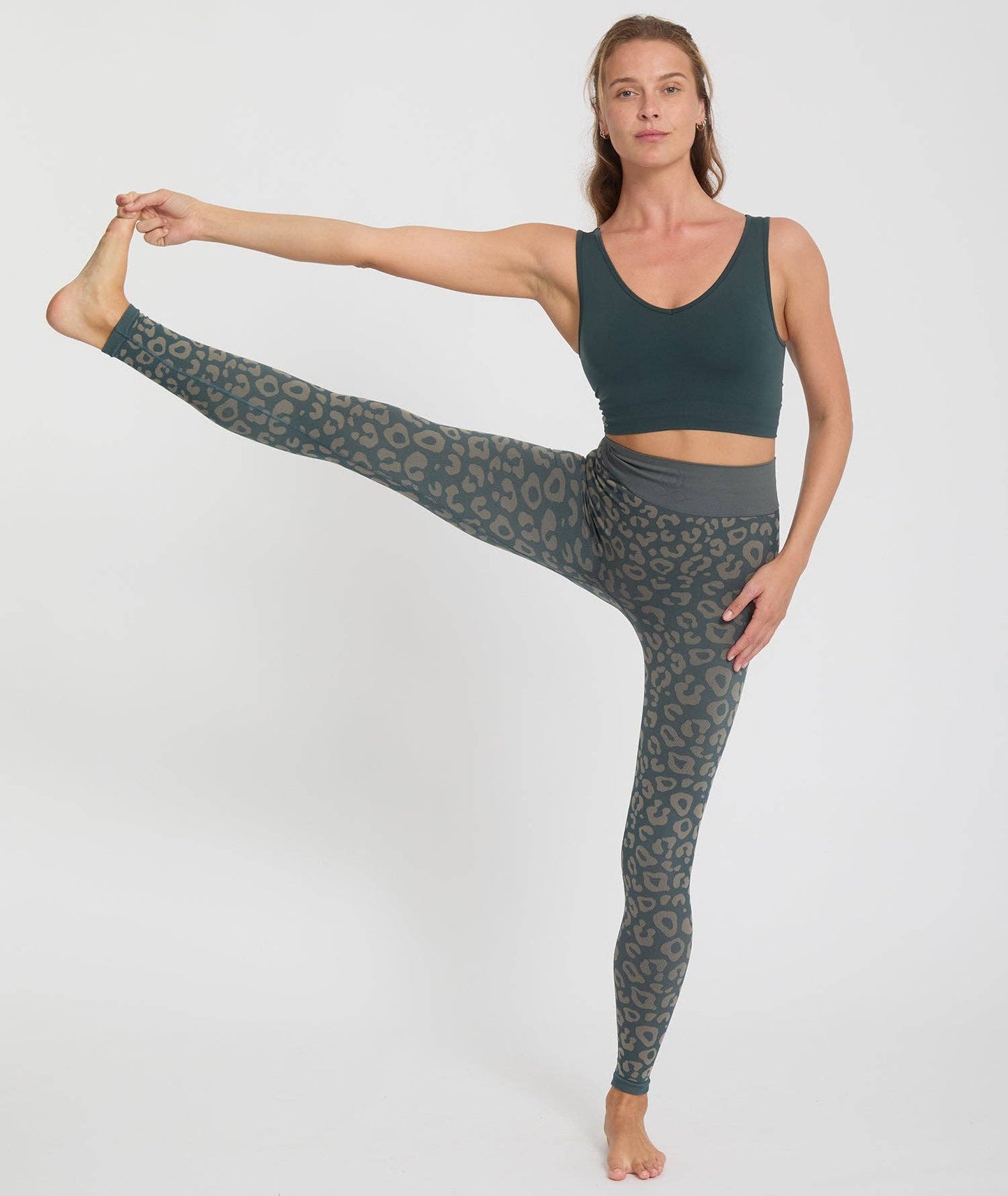 Leggings da yoga leopardati Bidaia - Yoga Searcher
